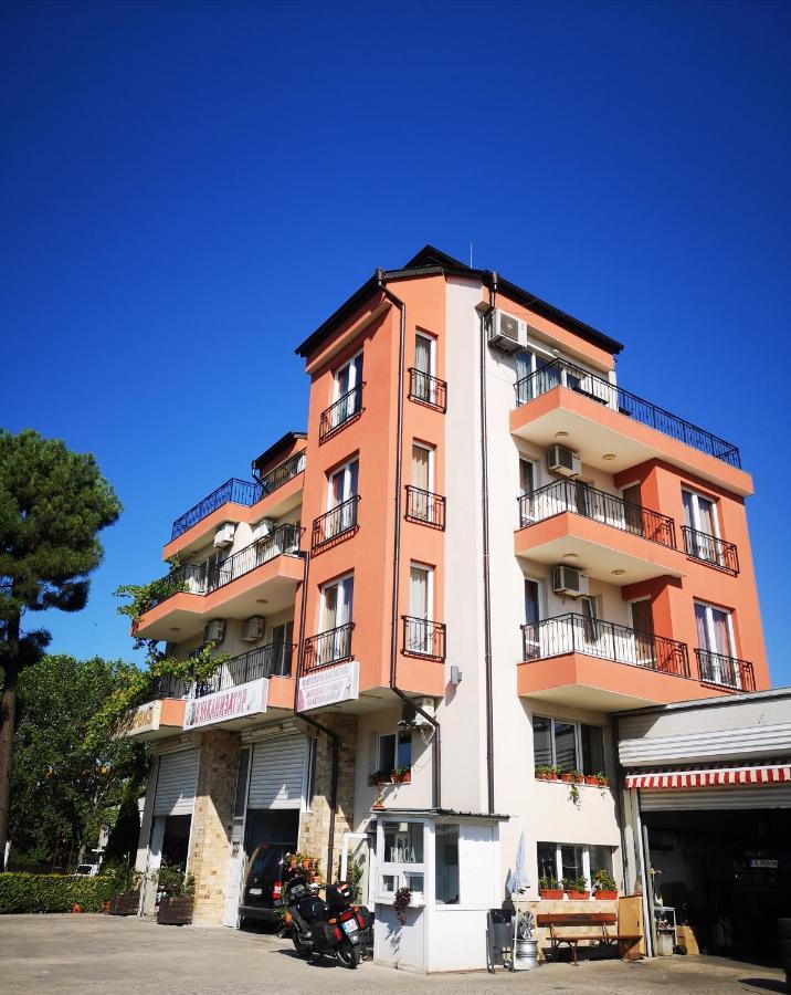 Respekt Guest House Slantschew brjag Exterior foto