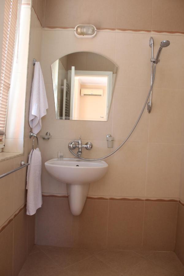 Respekt Guest House Slantschew brjag Exterior foto
